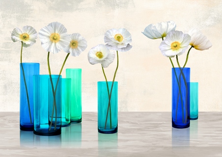 3AN4580-Cynthia-Ann-Poppies-in-crystal-vases-(Aqua-palette)-FLEURS-