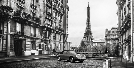 Image 2AP4719 Gasoline Images Roadster in Paris AUTOMOBILE URBAIN